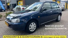 Blauw Gebruikt 1999 Toyota Starlet Hatchback | € 1.450 (Eerlijke prijs)
