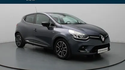 Grijs Gebruikt 2016 Renault Clio IV LIMITED Hatchback | € 9.990 (Eerlijke prijs)