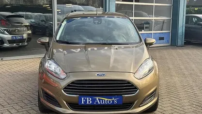 Occasion Ford Fiesta Titanium 101 PK (74 kW) 2014 Goud Hatchback