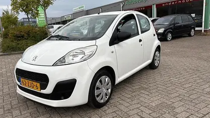 Occasion Peugeot 107 Access 68 PK (50 kW) 2012 Hatchback