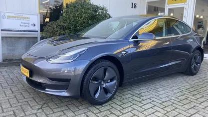 Occasion 2019 Tesla Model 3 RWD Sedan | € 15.950 (Eerlijke prijs)