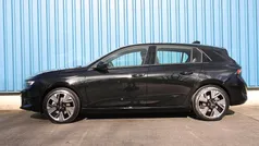Zwart Nieuw 2025 Opel Astra Edition Hatchback | € 35.895 (Super prijs)
