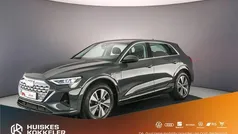 Grijs Gebruikt 2023 Audi Q8 e-tron Comfort SUV | € 49.900 (Super prijs)
