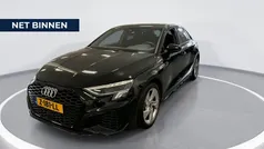 Zwart, metallic lak Gebruikt 2024 Audi A3 Sportback Design Hatchback | € 36.840 (Eerlijke prijs)