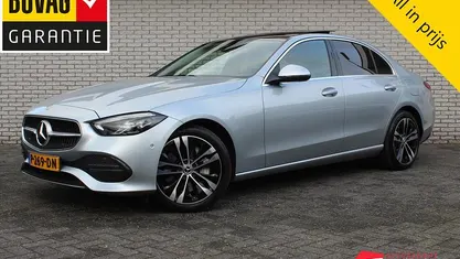 Grijs Occasion 2022 Mercedes C300e AMG line Sedan | € 41.950 (Eerlijke prijs)