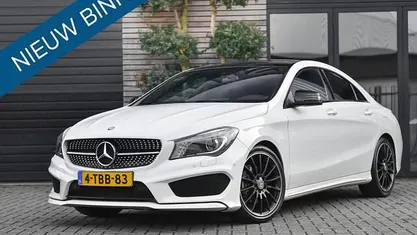 Wit Gebruikt 2014 Mercedes CLA200 AMG line Sedan | € 15.450 (Goede deal)