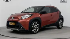 Rood Gebruikt 2023 Toyota Aygo Envy Hatchback | € 22.245 (Eerlijke prijs)