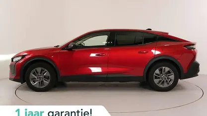 Rood Occasion 2024 Peugeot 408 Allure Sedan | € 25.900 (Eerlijke prijs)