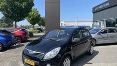 Zwart Gebruikt 2009 Hyundai i20 Dynamiq Hatchback | € 3.995 (Eerlijke prijs)
