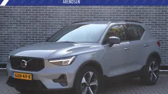Grijs Gebruikt 2024 Volvo XC40 Plus SUV | € 42.694 (Eerlijke prijs)