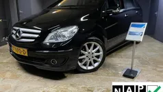 Zwart Gebruikt 2007 Mercedes B200 MPV | € 3.950 (Goede deal)