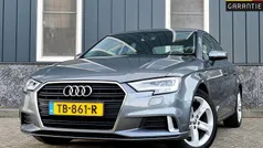 Grijs, metallic lak Gebruikt 2018 Audi A3 Sport Sedan | € 17.950 (Eerlijke prijs)