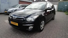 Zwart Gebruikt 2010 Hyundai i30 Dynamiq Stationwagen | € 2.750 (Eerlijke prijs)