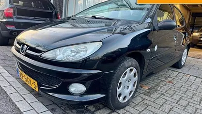 Occasion Peugeot 206 75 PK (55 kW) 2008 Hatchback