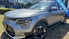 Steel grey Gebruikt 2024 Kia e-Niro Advance SUV | € 34.900 (Eerlijke prijs)