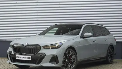 Gebruikt 2025 BMW 520 M Sport Stationwagen | € 71.875 (Eerlijke prijs)