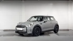 Gebruikt 2021 Mini ONE Essential Hatchback | € 17.900 (Eerlijke prijs)