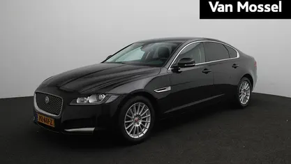 Occasion 2017 Jaguar XF Portfolio Sedan | € 21.945 (Eerlijke prijs)