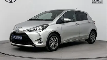 Gebruikt 2020 Toyota Yaris Hybrid Hatchback | € 18.995 (Eerlijke prijs)