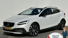 Gebruikt 2018 Volvo V40 CC Dynamic Stationwagen | € 16.945 (Super prijs)