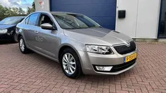 Gebruikt 2014 Skoda Octavia Business Line Hatchback | € 7.999 (Eerlijke prijs)