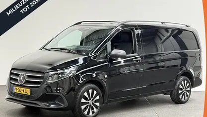 Zwart Gebruikt 2024 Mercedes Vito Van | € 42.890 (Eerlijke prijs)