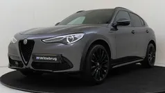 Grijs, metallic lak Gebruikt 2020 Alfa Romeo Stelvio Veloce SUV | € 41.425 (Eerlijke prijs)