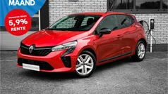 Rood Gebruikt 2024 Renault Clio V Evolution Hatchback | € 19.900 (Eerlijke prijs)