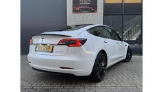 Wit Gebruikt 2021 Tesla Model 3 Performance Sedan | € 27.999 (Eerlijke prijs)