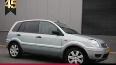 Groen Gebruikt 2004 Ford Fusion MPV | € 2.499 (Eerlijke prijs)