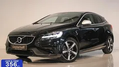 Gebruikt 2020 Volvo V40 R-Design Stationwagen | € 21.990 (Eerlijke prijs)