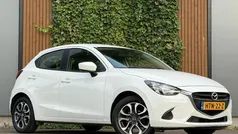 Wit Gebruikt 2016 Mazda 2 Hatchback | € 10.990 (Eerlijke prijs)