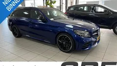 Blauw, metallic lak Gebruikt 2020 Mercedes C300 Premium Plus Stationwagen | € 32.900 (Goede deal)