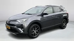 Gebruikt 2017 Toyota RAV4 Hybrid Style SUV | € 25.740 (Eerlijke prijs)