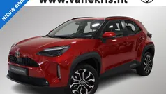 Rood Nieuw 2025 Toyota Yaris Cross Comfort SUV | € 34.830 (Eerlijke prijs)