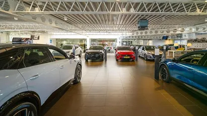 Gebruikt 2020 Peugeot 208 Allure Hatchback | € 16.885 (Eerlijke prijs)