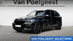 Zwart Gebruikt 2021 BMW X5 Executive SUV | € 58.700 (Eerlijke prijs)