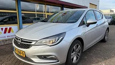 Gebruikt 2017 Opel Astra Innovation Hatchback | € 6.499 (Eerlijke prijs)