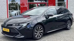 Zwart Gebruikt 2021 Toyota Corolla Team Stationwagen | € 23.400 (Eerlijke prijs)