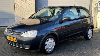 Occasion 2001 Opel Corsa Comfort Hatchback | € 2.250 (Eerlijke prijs)