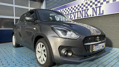 Gebruikt 2022 Suzuki Swift Hatchback | € 18.450 (Eerlijke prijs)