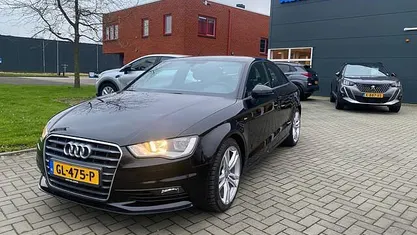 Occasion 2015 Audi A3 S-Line Sedan | € 12.950 (Eerlijke prijs)