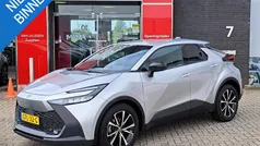 Grijs Gebruikt 2024 Toyota C-HR SUV | € 32.400 (Super prijs)