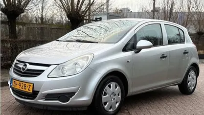 Occasion 2009 Opel Corsa Selection Hatchback | € 1.895 (Goede deal)