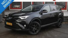Zwart Gebruikt 2018 Toyota RAV4 Edition SUV | € 22.950 (Eerlijke prijs)