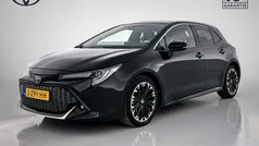 Zwart Gebruikt 2020 Toyota Corolla Sport Hatchback | € 20.945 (Eerlijke prijs)