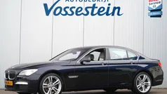 Zwart Gebruikt 2012 BMW 740 M Sport Sedan | € 22.750 (Eerlijke prijs)