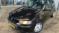 Zwart Gebruikt 2001 Fiat Punto Hatchback | € 1.550 (Eerlijke prijs)