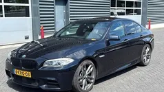 Zwart Gebruikt 2013 BMW M550 M Sport Sedan | € 15.950 (Eerlijke prijs)