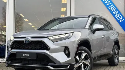 Gebruikt 2025 Toyota RAV4 Hybrid SUV | € 50.900 (Eerlijke prijs)